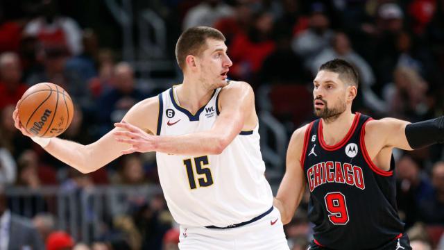 nikola-jokic-nikola-vucevic-denver-nuggets-vs-chicago-bulls.jpg